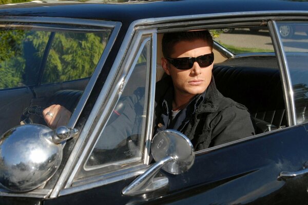 Dean Winchester in Impala