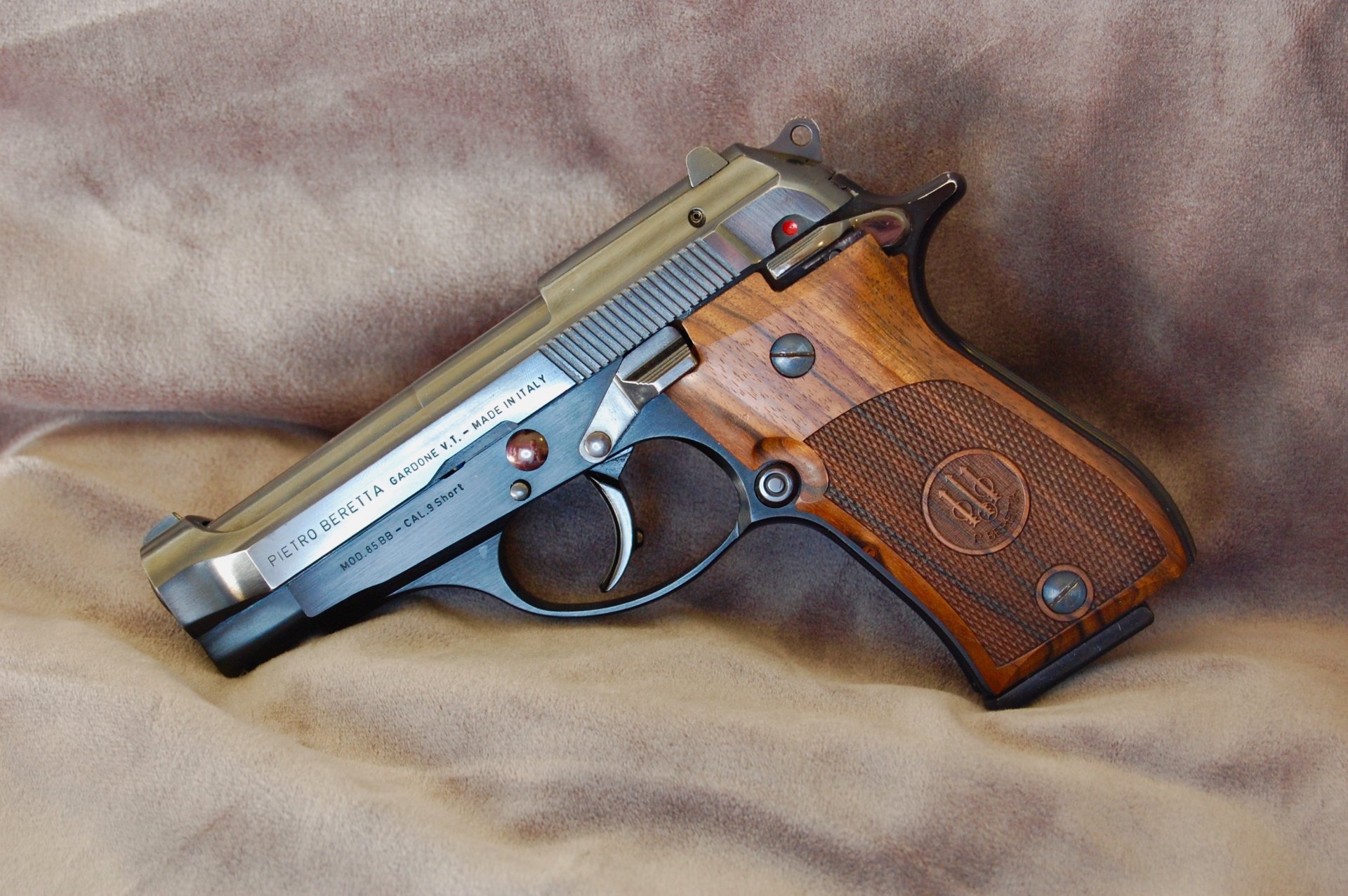 1984 beretta beretta autocaricante pistola arma