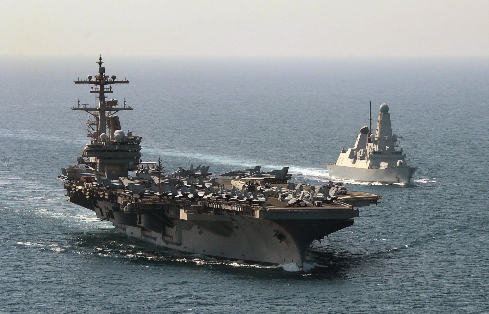 uss george bush armas mar