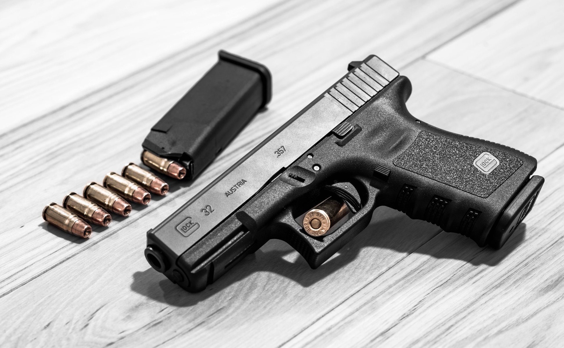 glock 32 austriacki samopowtarzalny pistolet broń