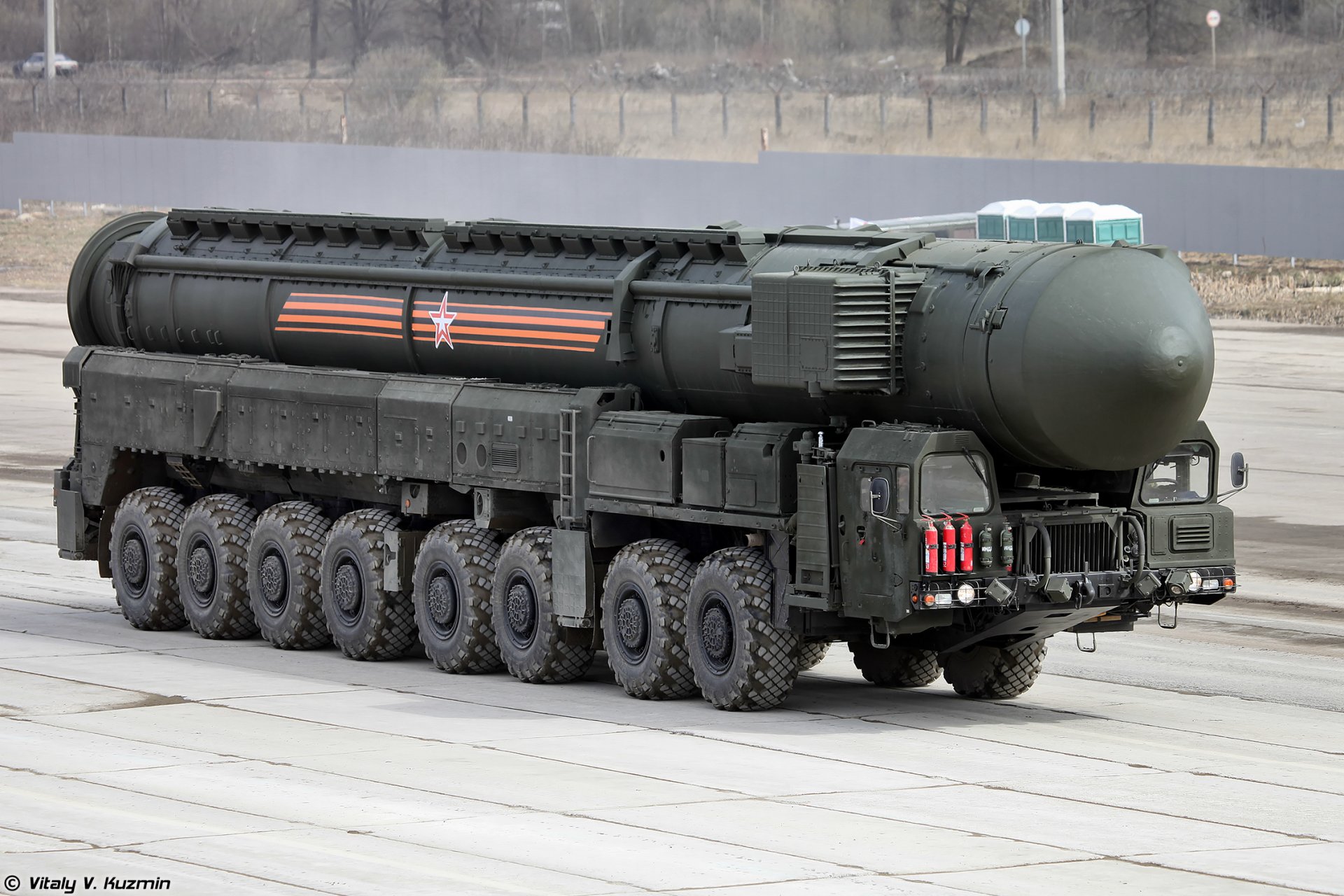 rs-24 yars rakete mbr bombe atomwaffen alabino siegesparade 9. mai russische streitkräfte strategische raketentruppen rvs