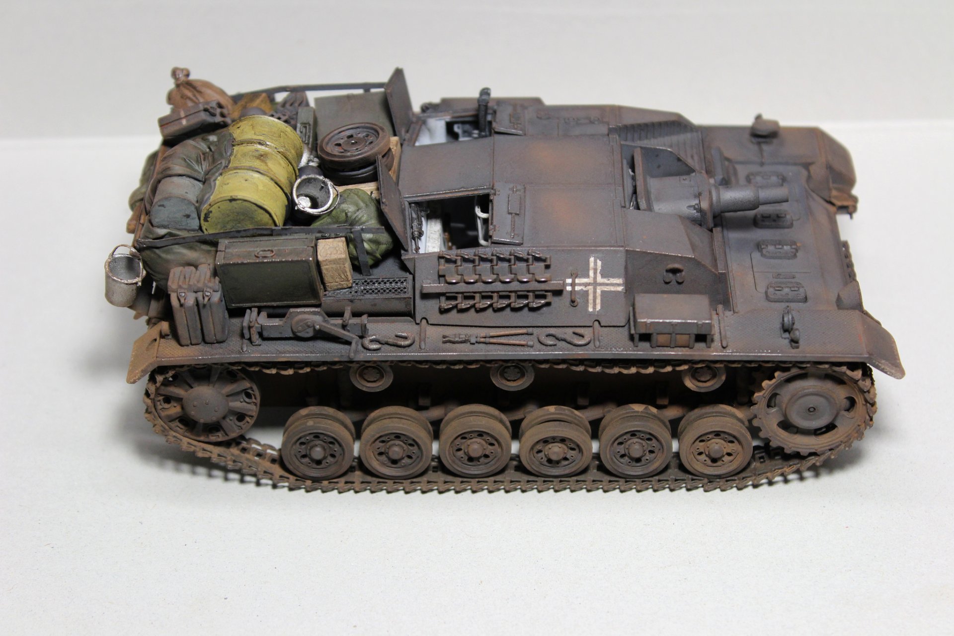 tug iii ausf g sturmgeschütz shturmgeshutts assault gun modelka toy