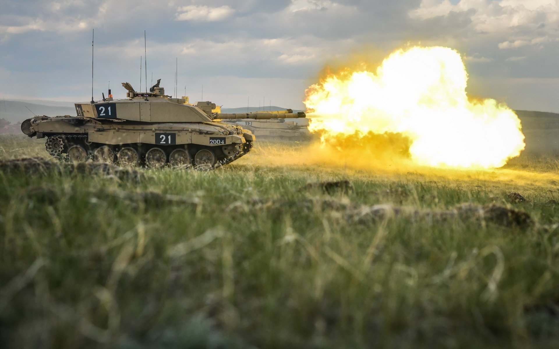 challenger 2 tanque armas ejército