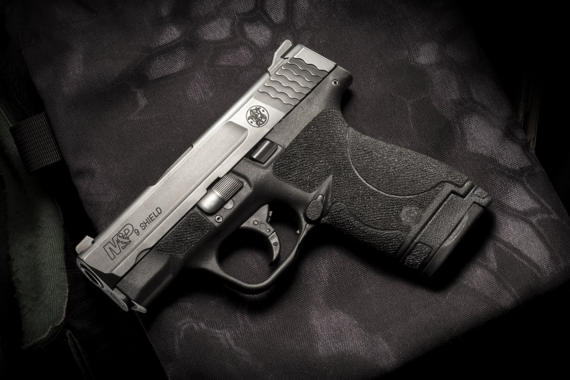 смит&wesson щит 9мм пистолет оружие