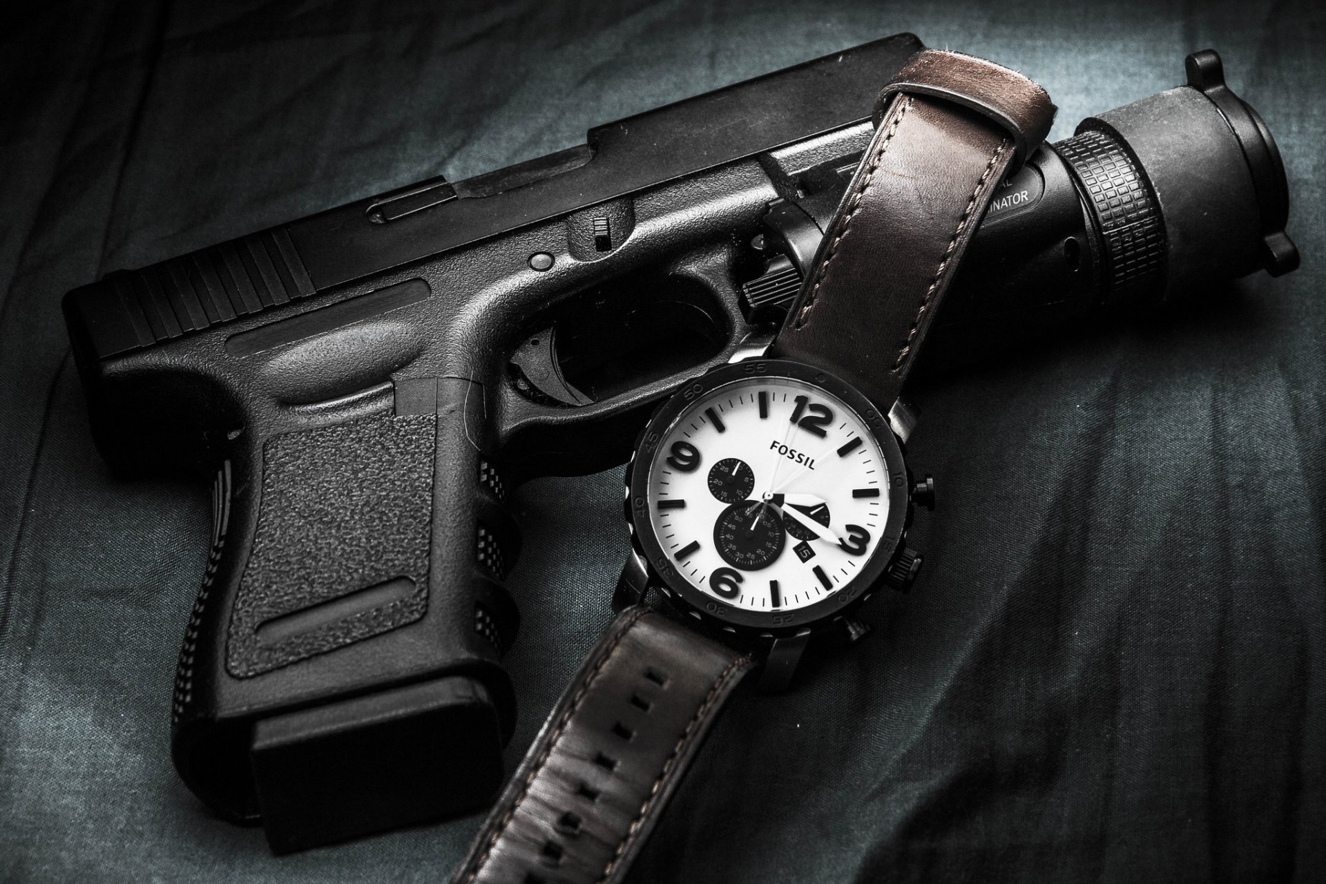 glock auto-carga pistola arma reloj