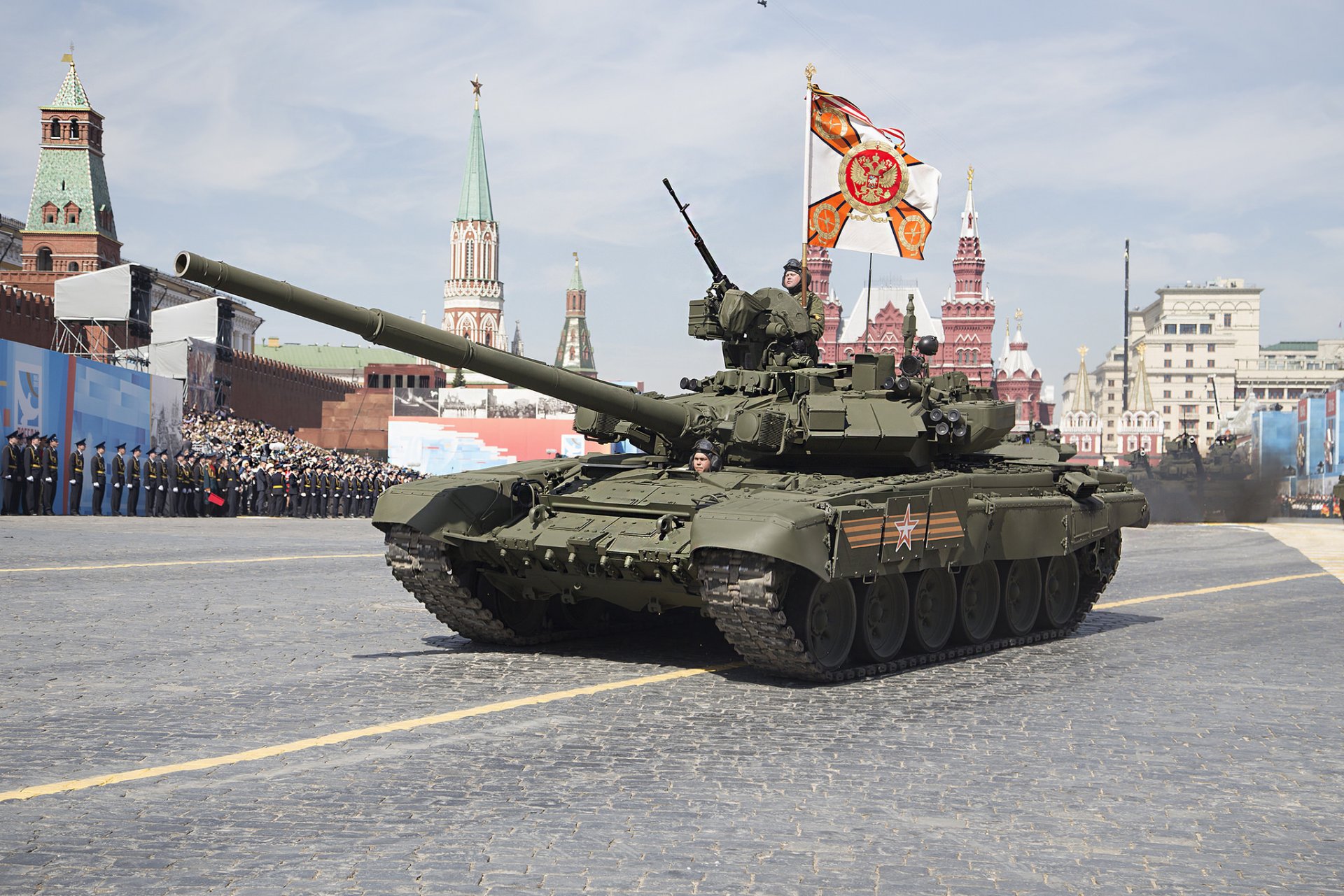 t-90 tank victory day holiday red square hit