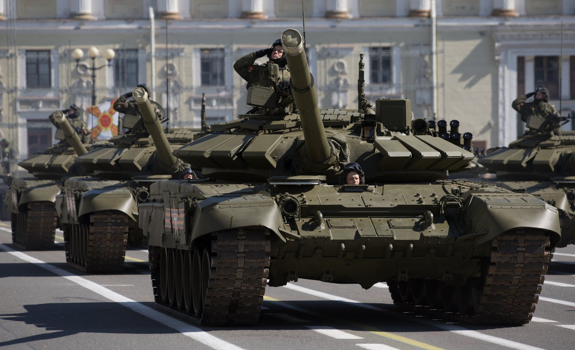 t-72 battle tank armored vehicle