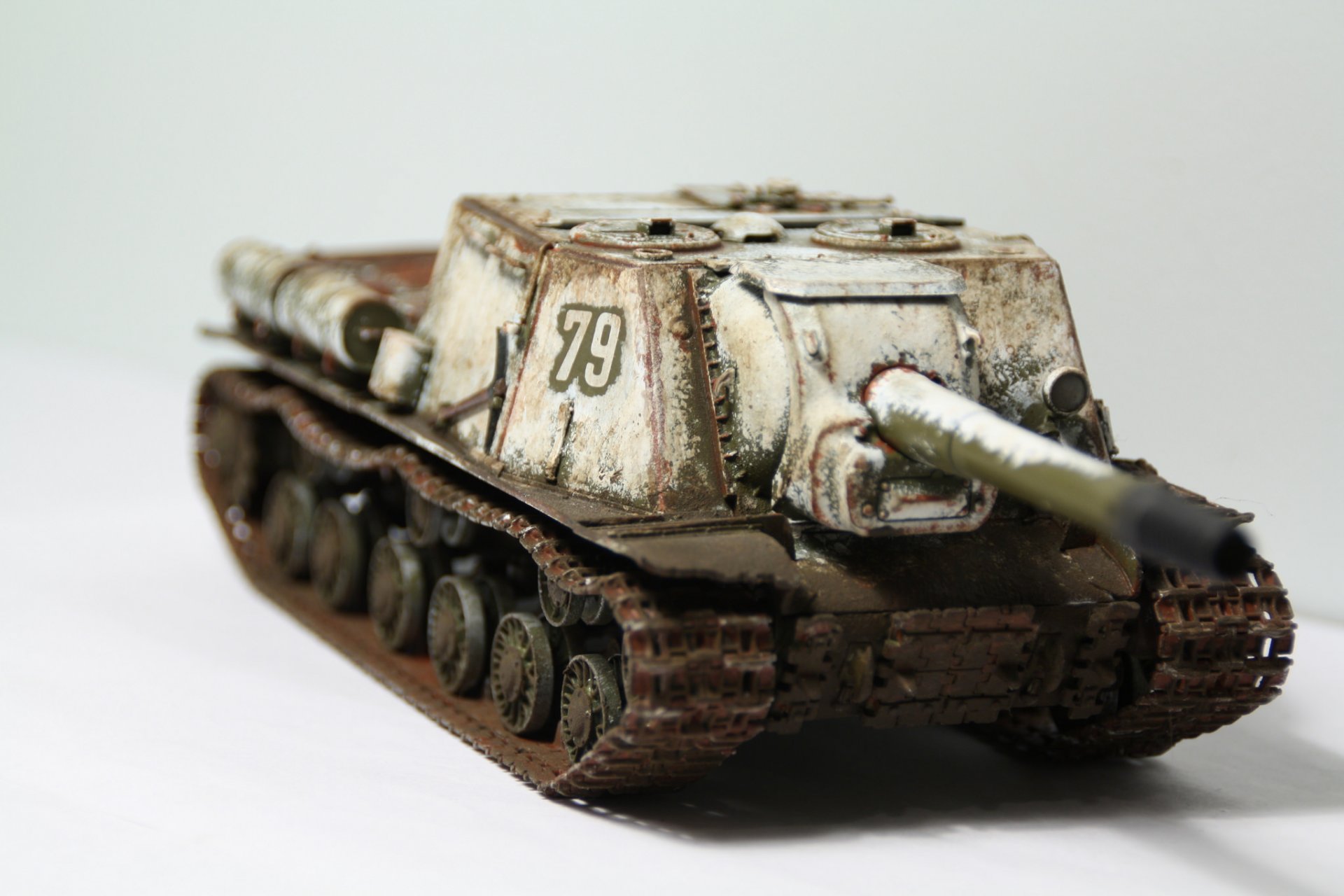 isu-152 soviet self-propelled artillery installation modelka toy