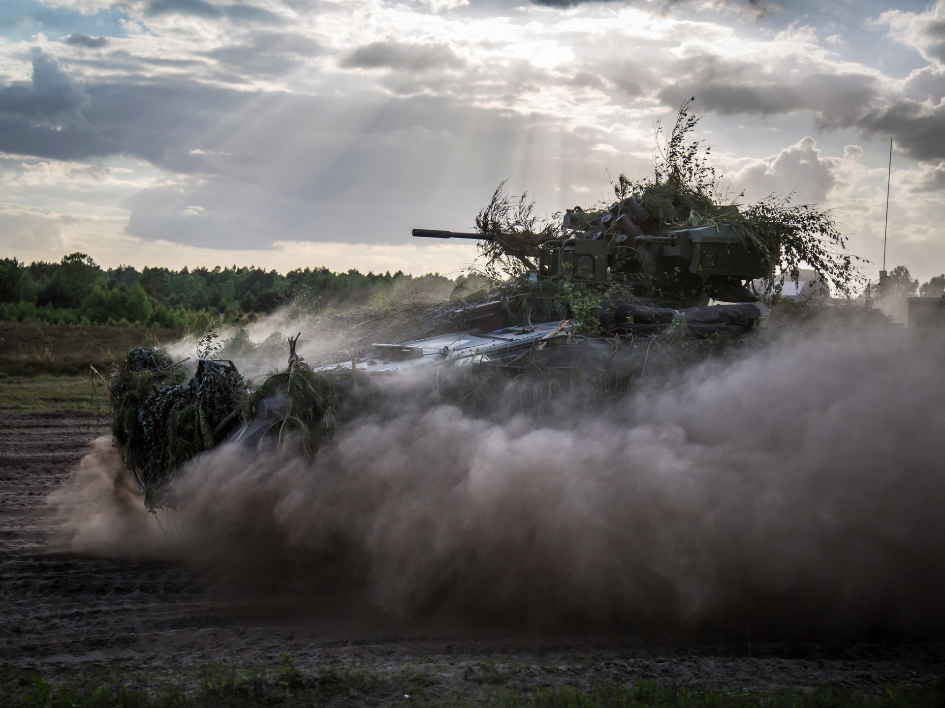 marder 1a3 combate vehículo infantería bmp cielo polvo