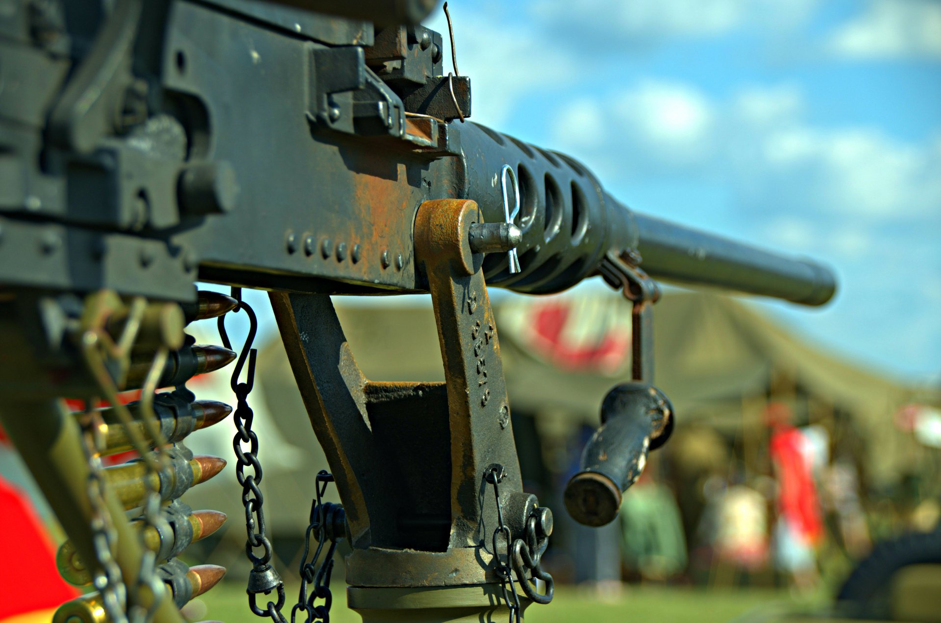 browning m2 machine gun heavy machine close up