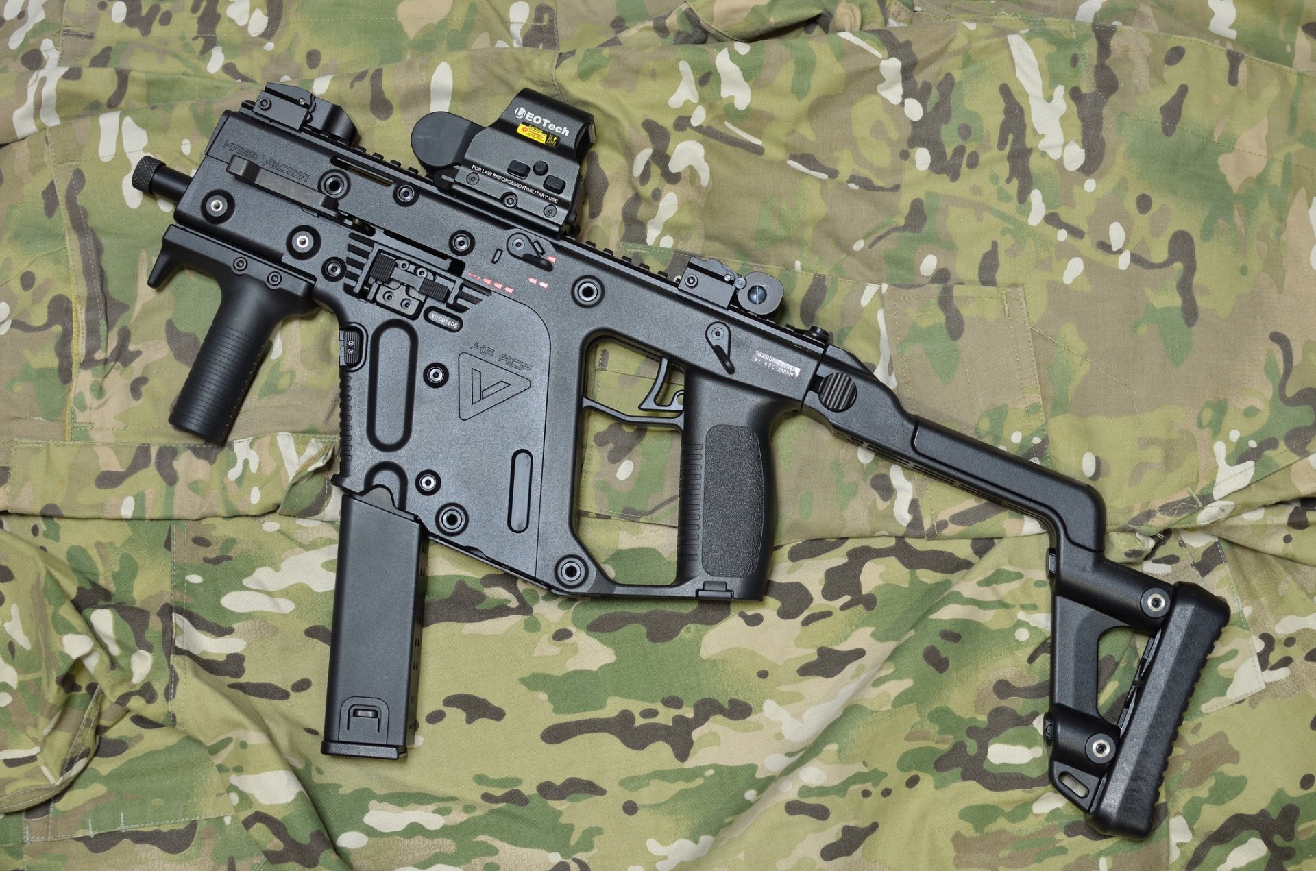 kriss vector super v broń kamuflaż