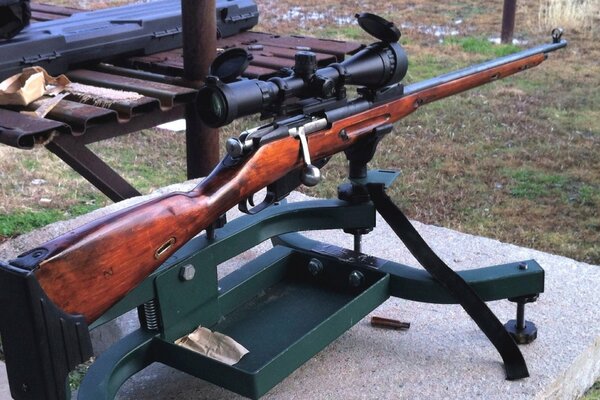 Fusil de sniper Mosin sur prêt