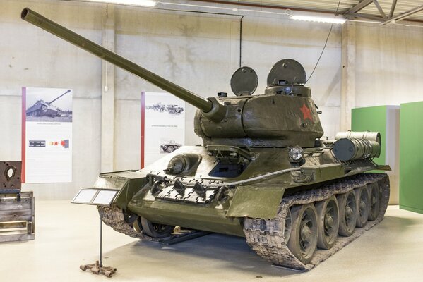 Sowjetischer Panzer t-34-85 im Museum