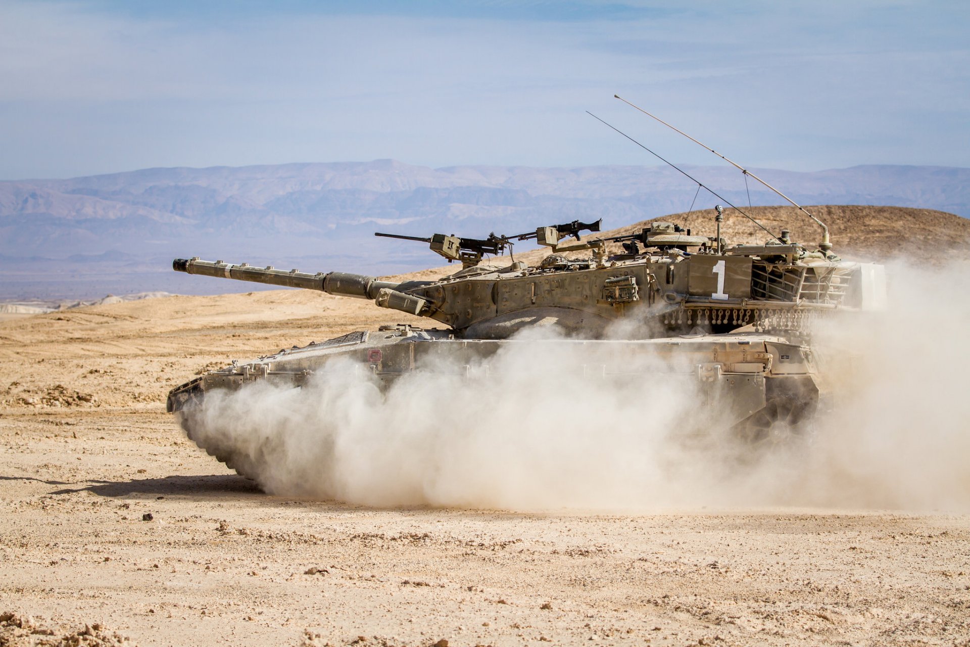 merkava merkava principal batalla tanque israel desierto arena