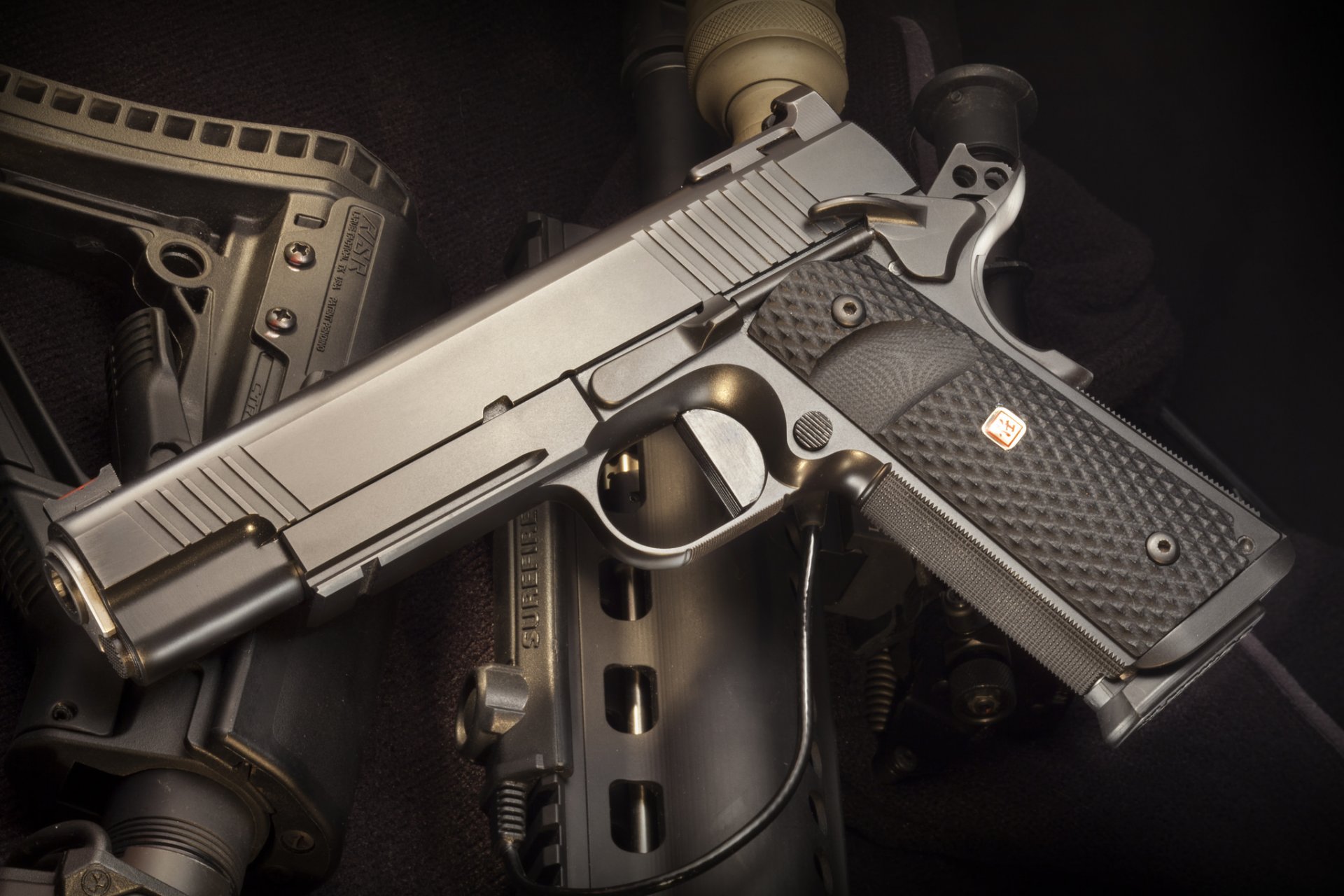 nighthawk personalizzato semi-automatico pistola arma