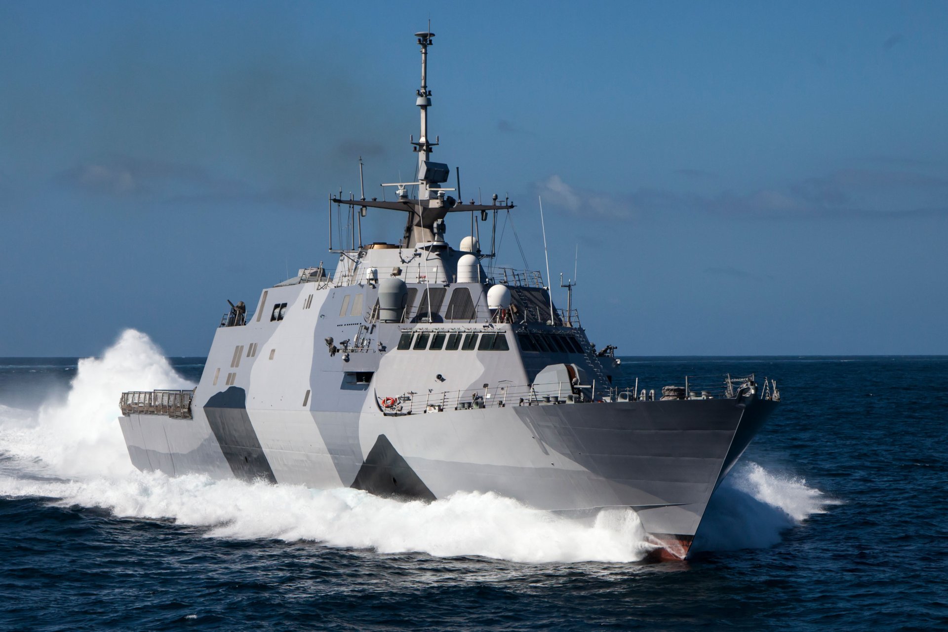 uss freedom lcs-1 freedom costero combate barco mar