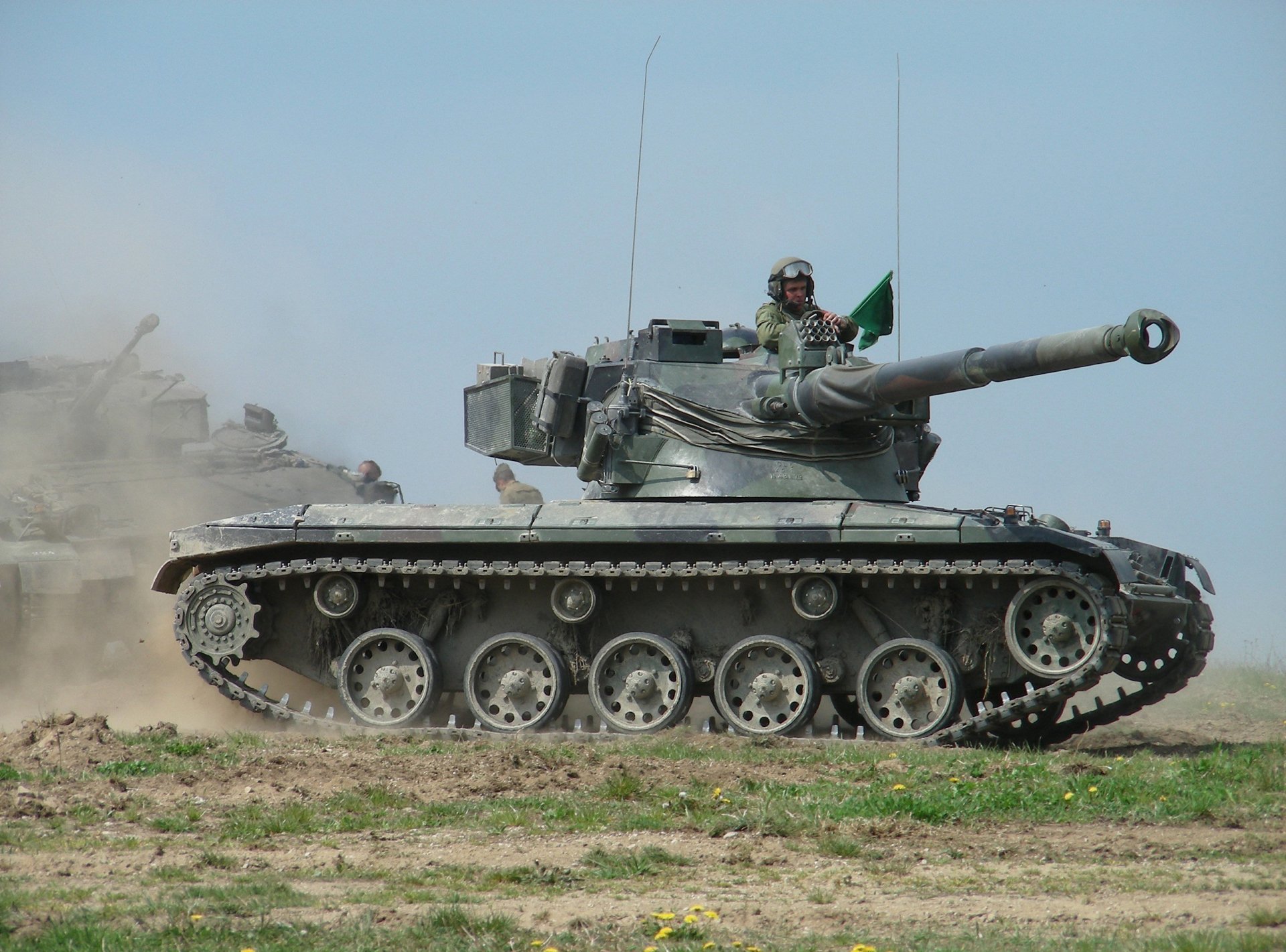 amx-13 panzer frankreich militärfahrzeuge gepanzerte fahrzeuge