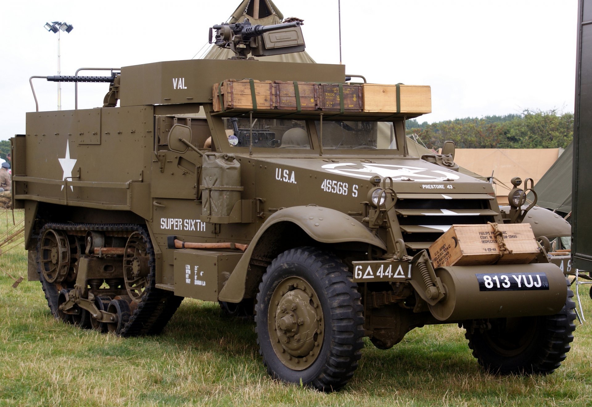 semirremolque m16 zsu antiaéreo autopropulsado instalación semirremolque transporte blindado de personal tiempos segunda guerra mundial