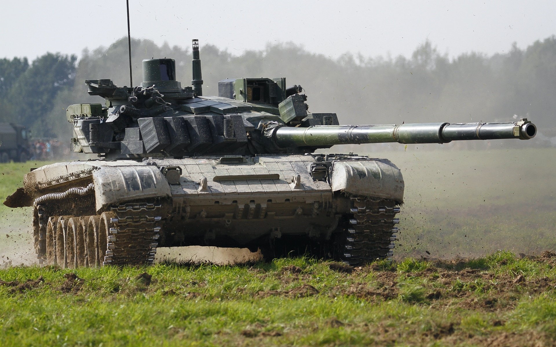 t-72 battle tank armored vehicles the field