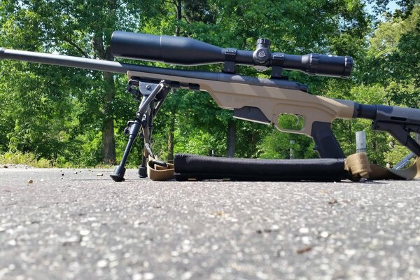 Image of a sniper optical rifle