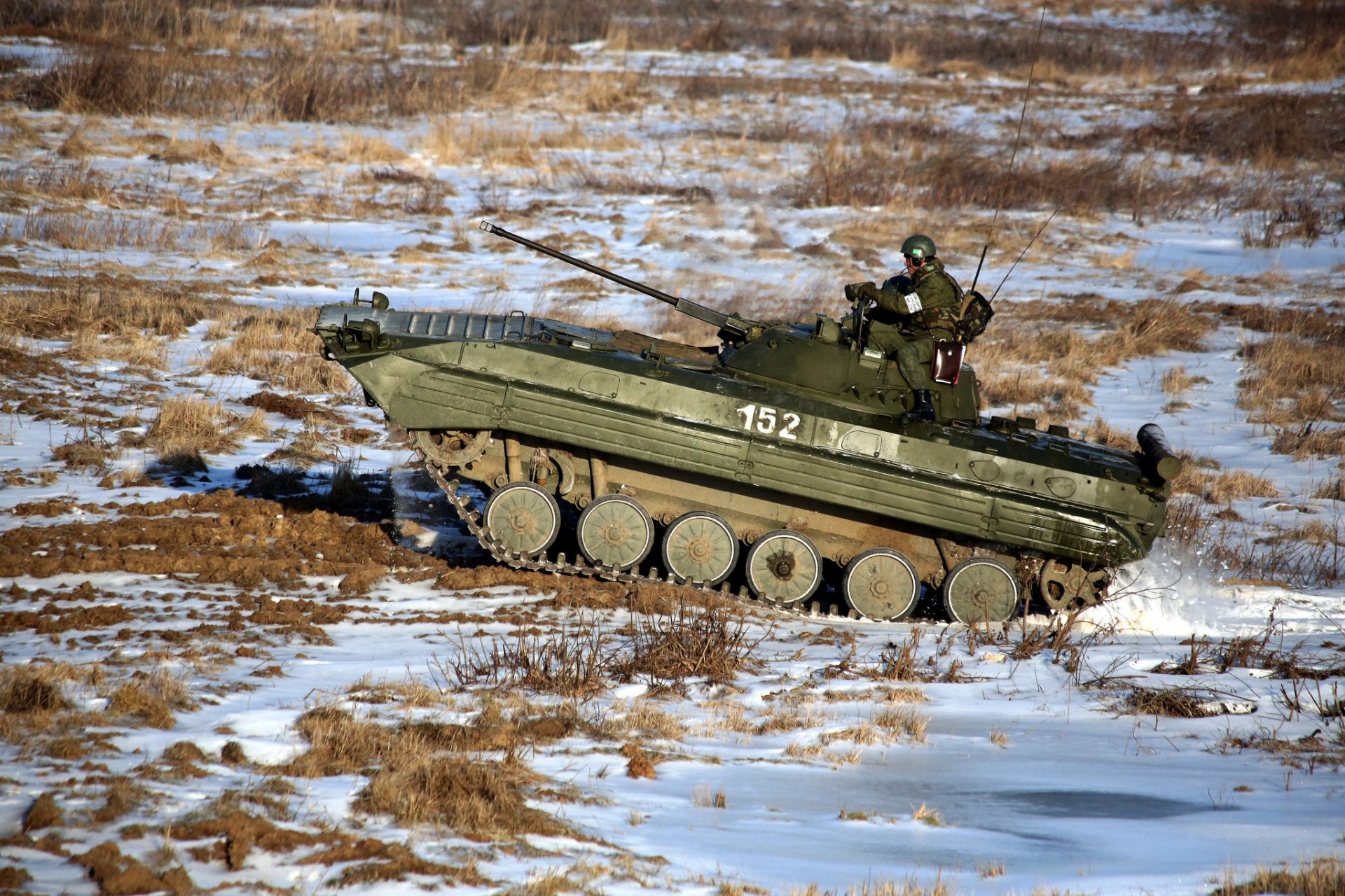 bmp-2 kampf maschine infanterie