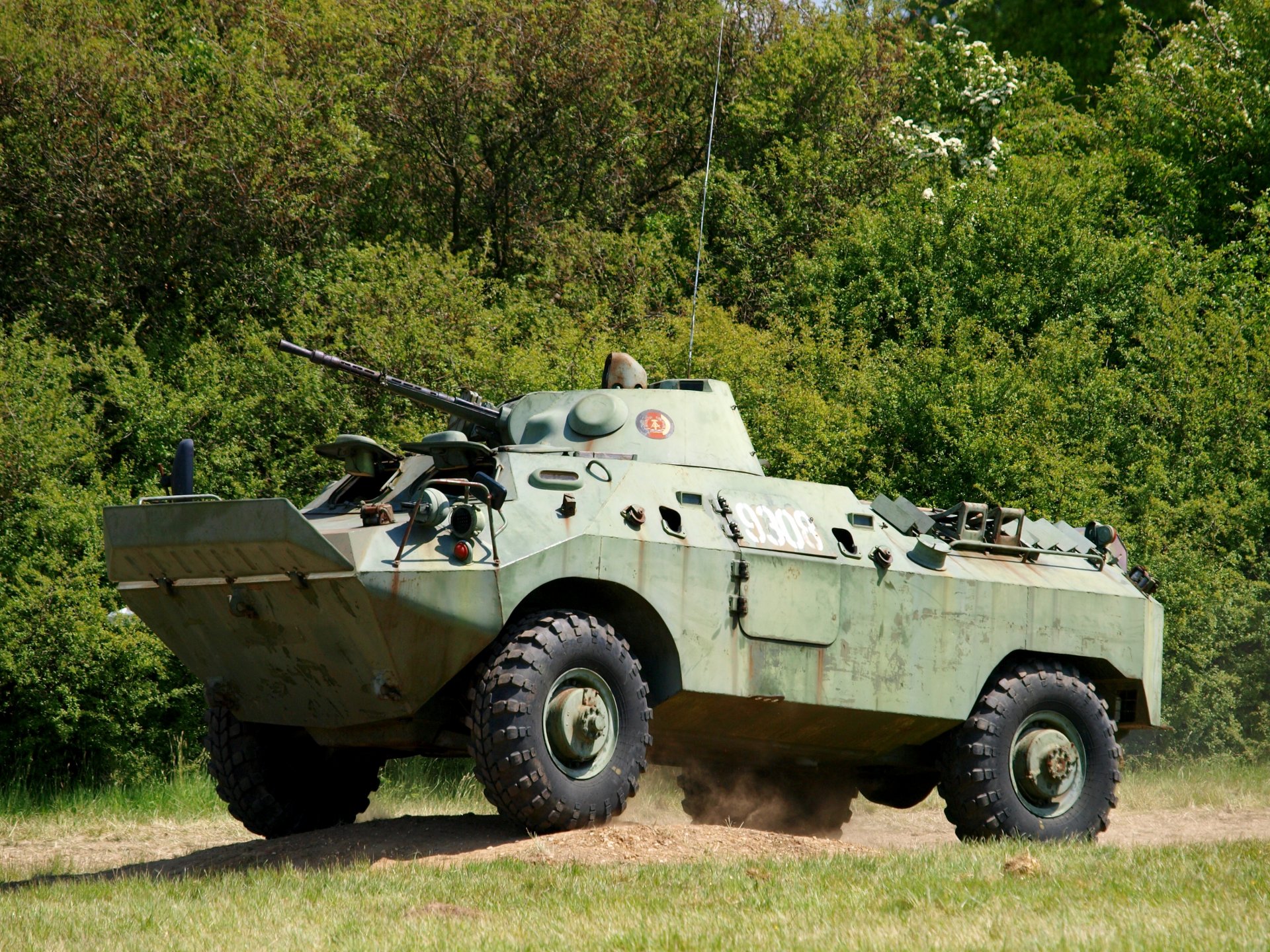 d-944.00 pszh hongrois véhicule blindé de transport de troupes