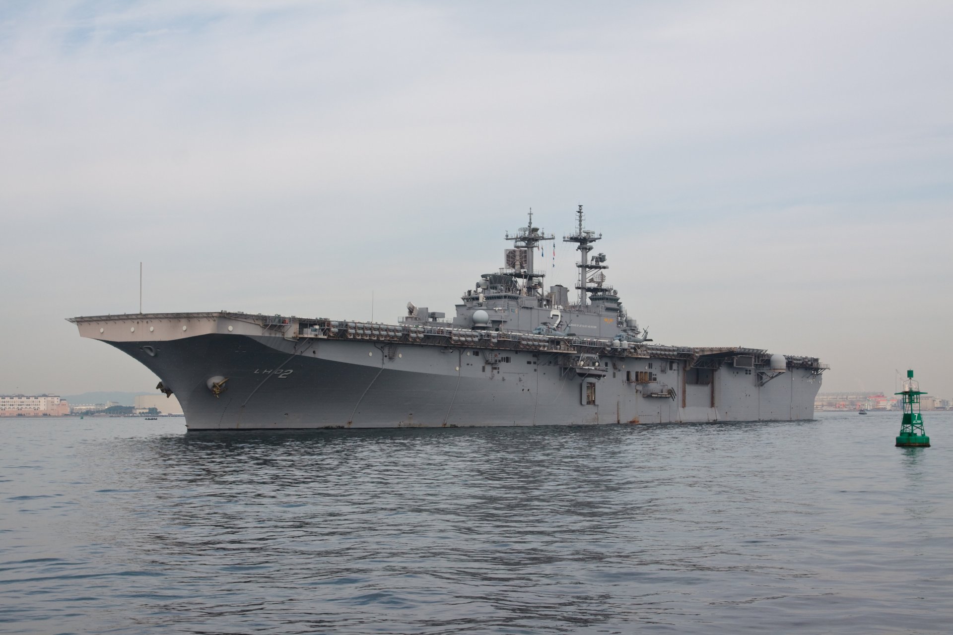 uss essex lhd-2 эссекс универсальный десантный корабль бухта