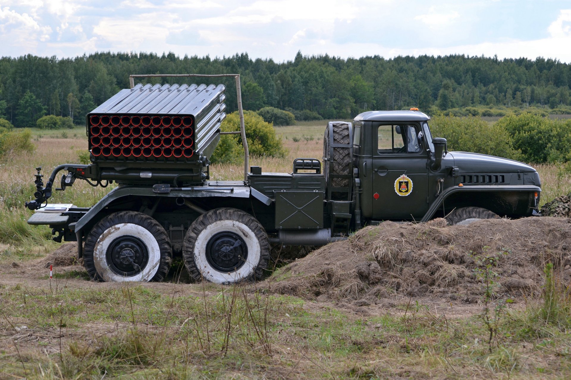 бм-21 град рсзо реактивная система залпового огня