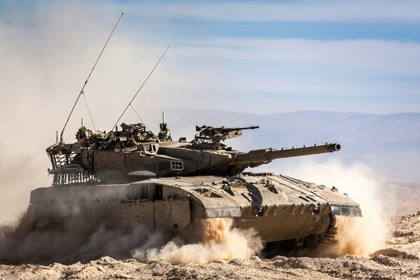 Israel s main battle tank in the sandy desert