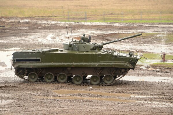 BMP-3 Kampffahrzeug im Feld