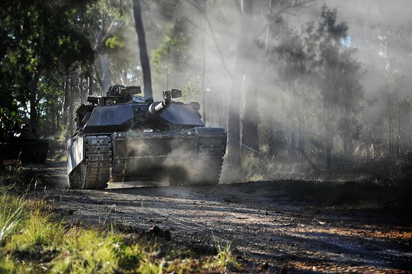 Militärische Ausrüstung im Feld