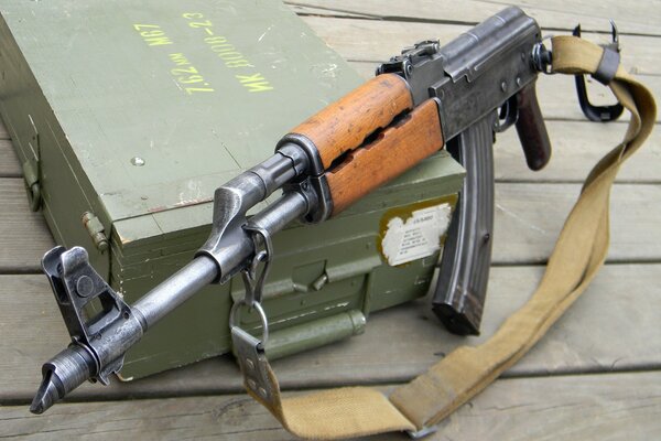 Kampfmaschine der Marke ak-47