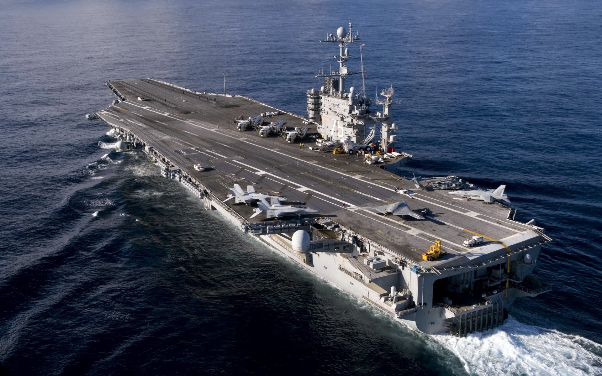 uss harry s. truman lotniskowiec broń