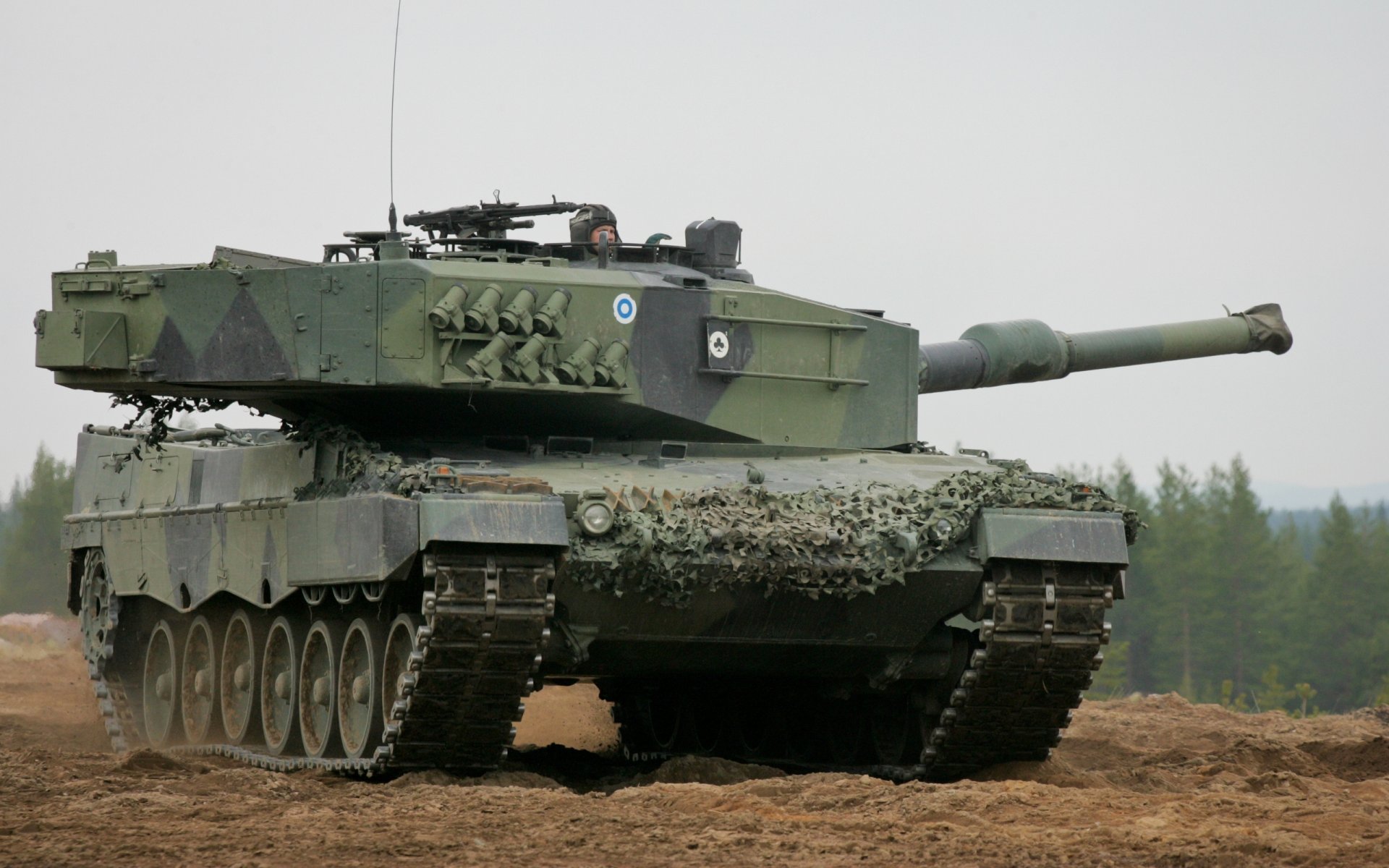 czołg leopard 2a4 finlandia moc