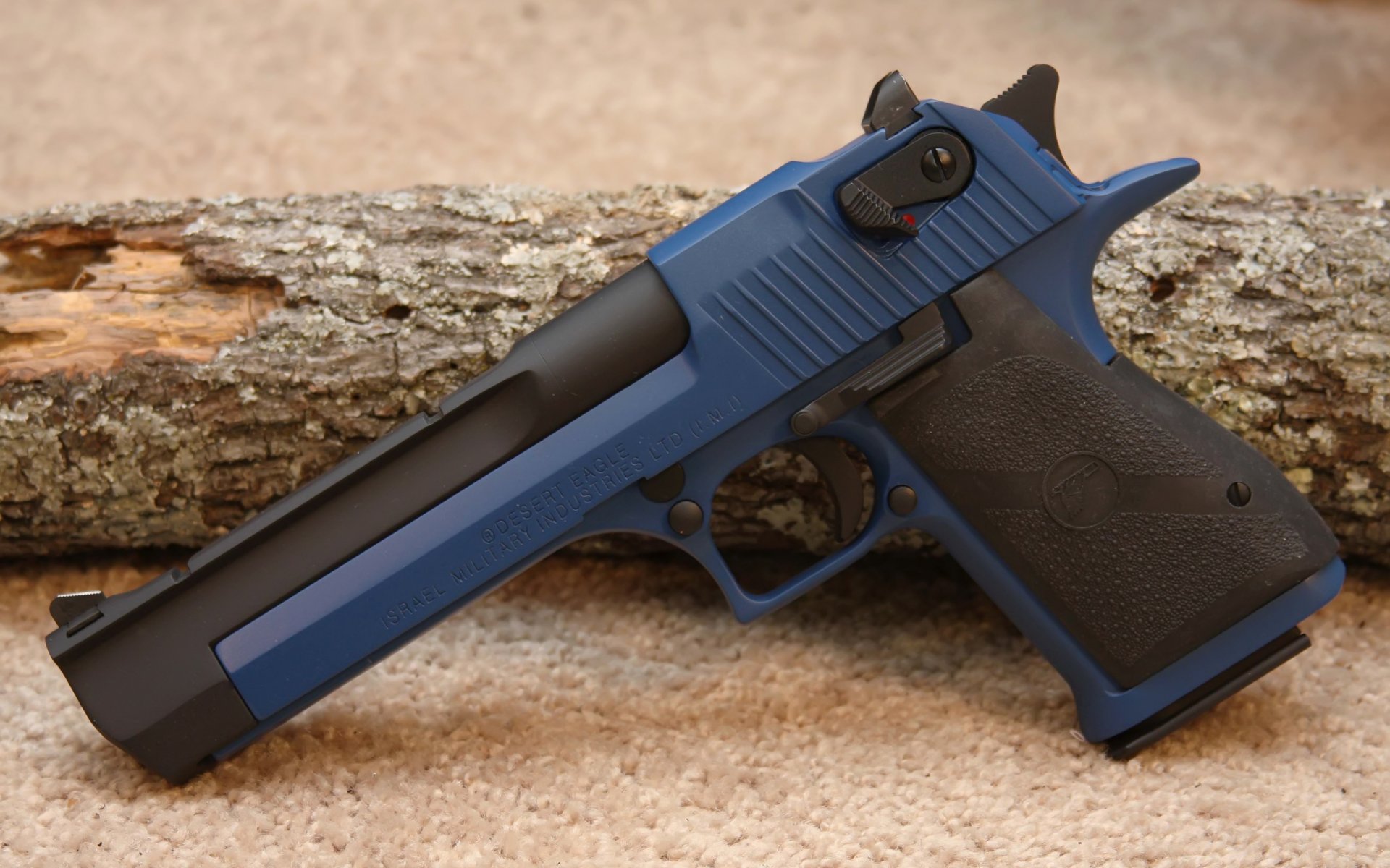 pistole desert eagle blau