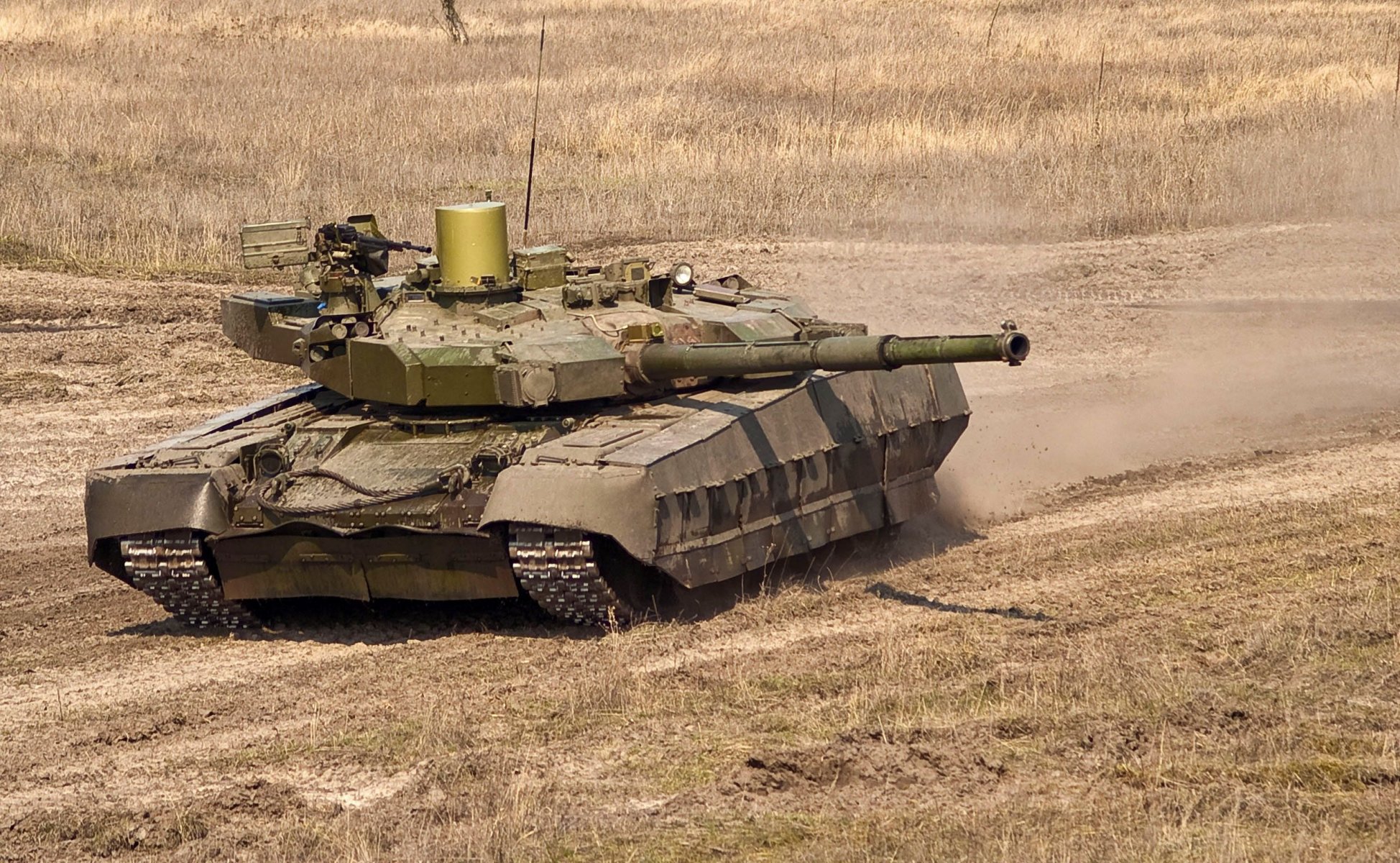 tank stronghold t84u steppe ukraine doctrine the army