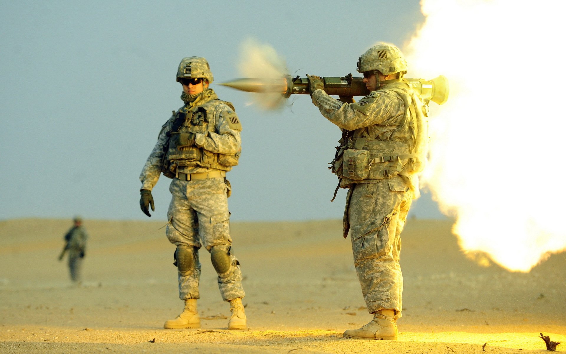 united states army at-4 anti-tank weapons men shot