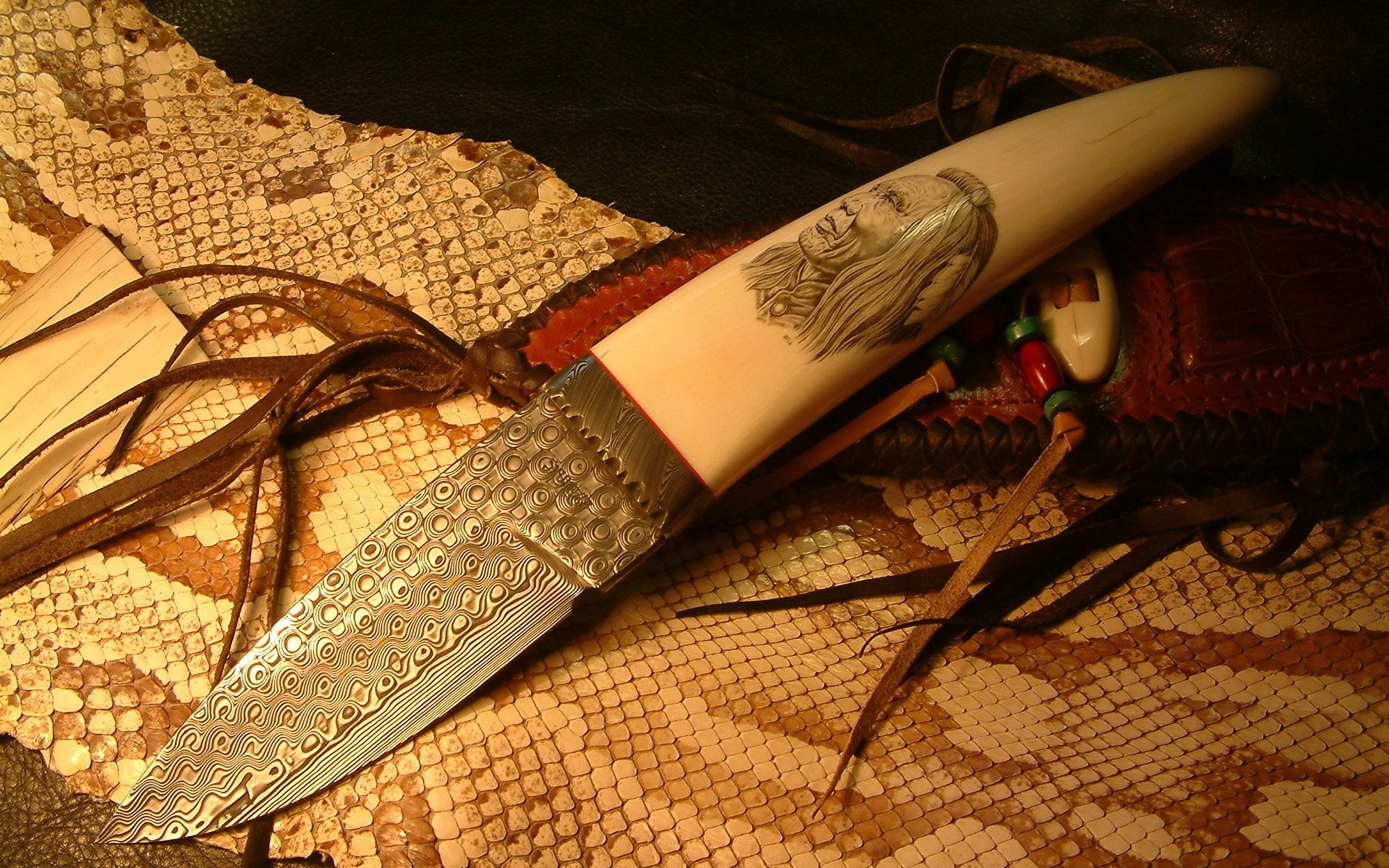 coltello manico lama osso