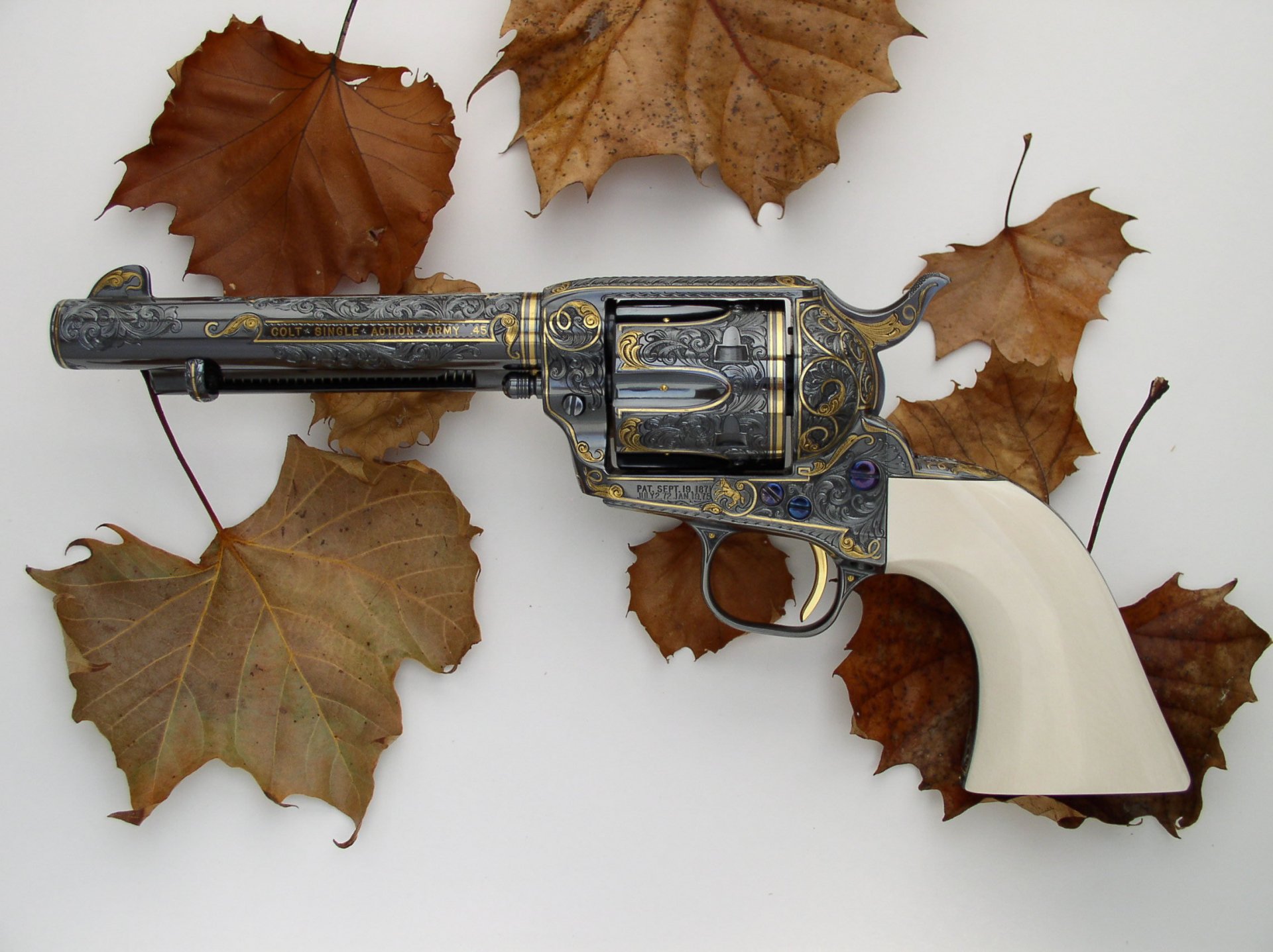 pistolet revolver colt