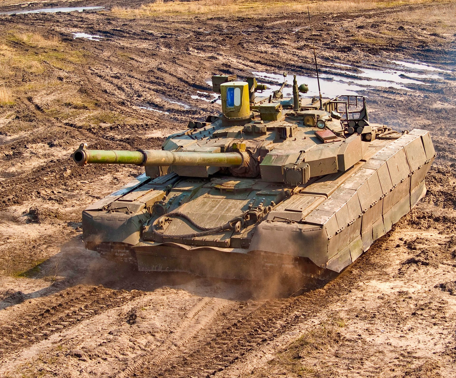 t 84 fief char ukraine armure