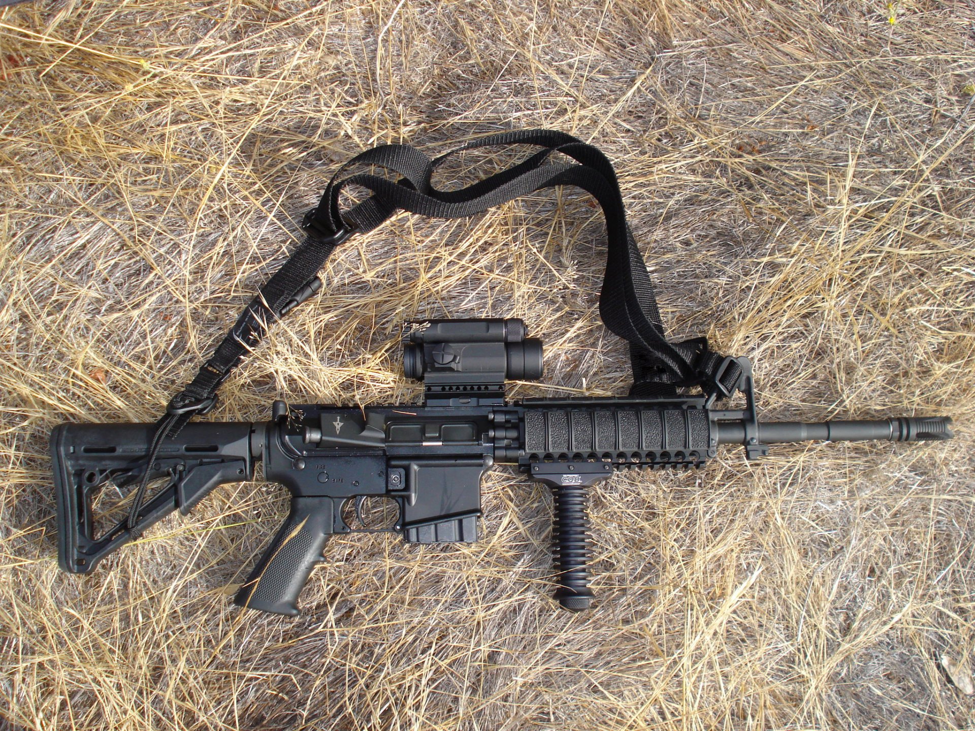 weapon ar15 gun grass belt