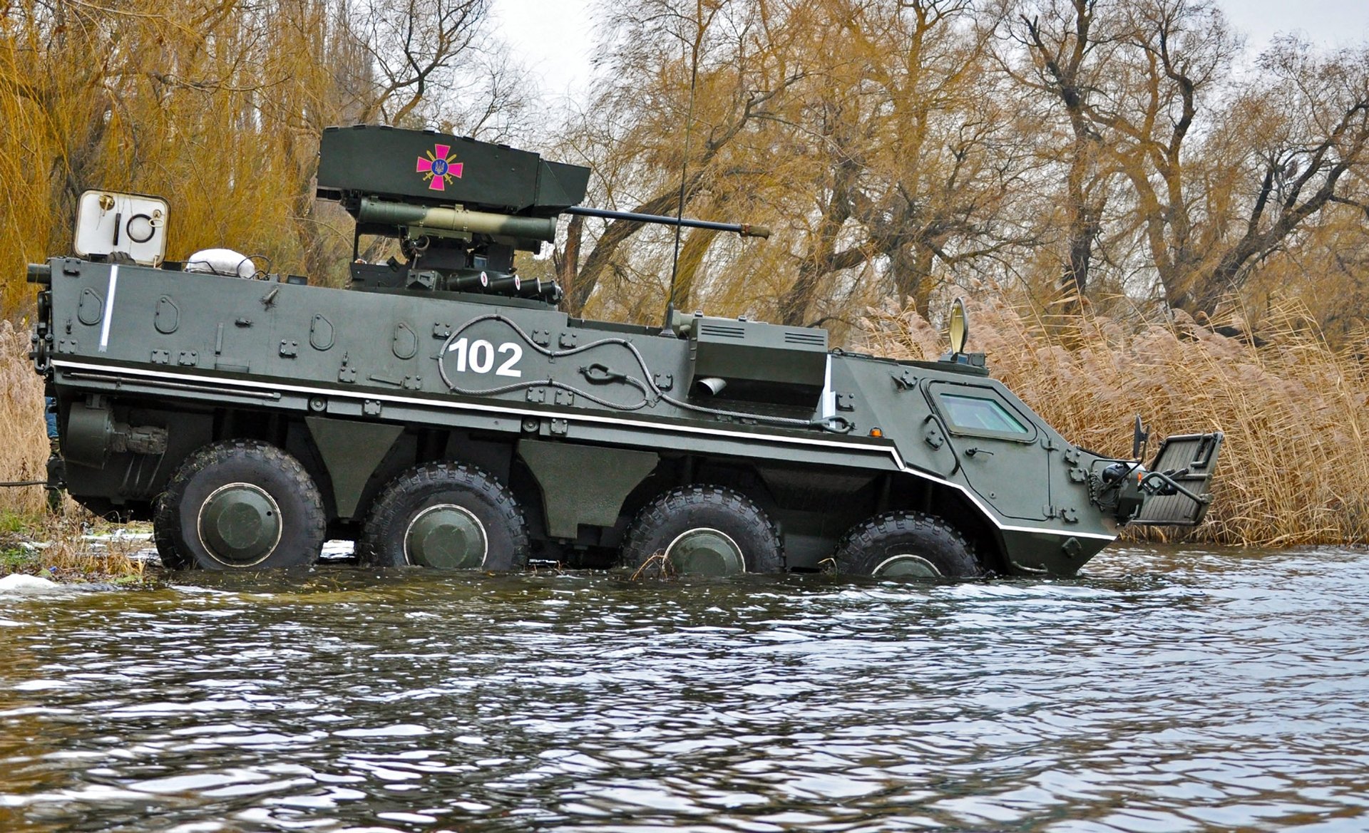 btr 4 ukraine swimming combat module