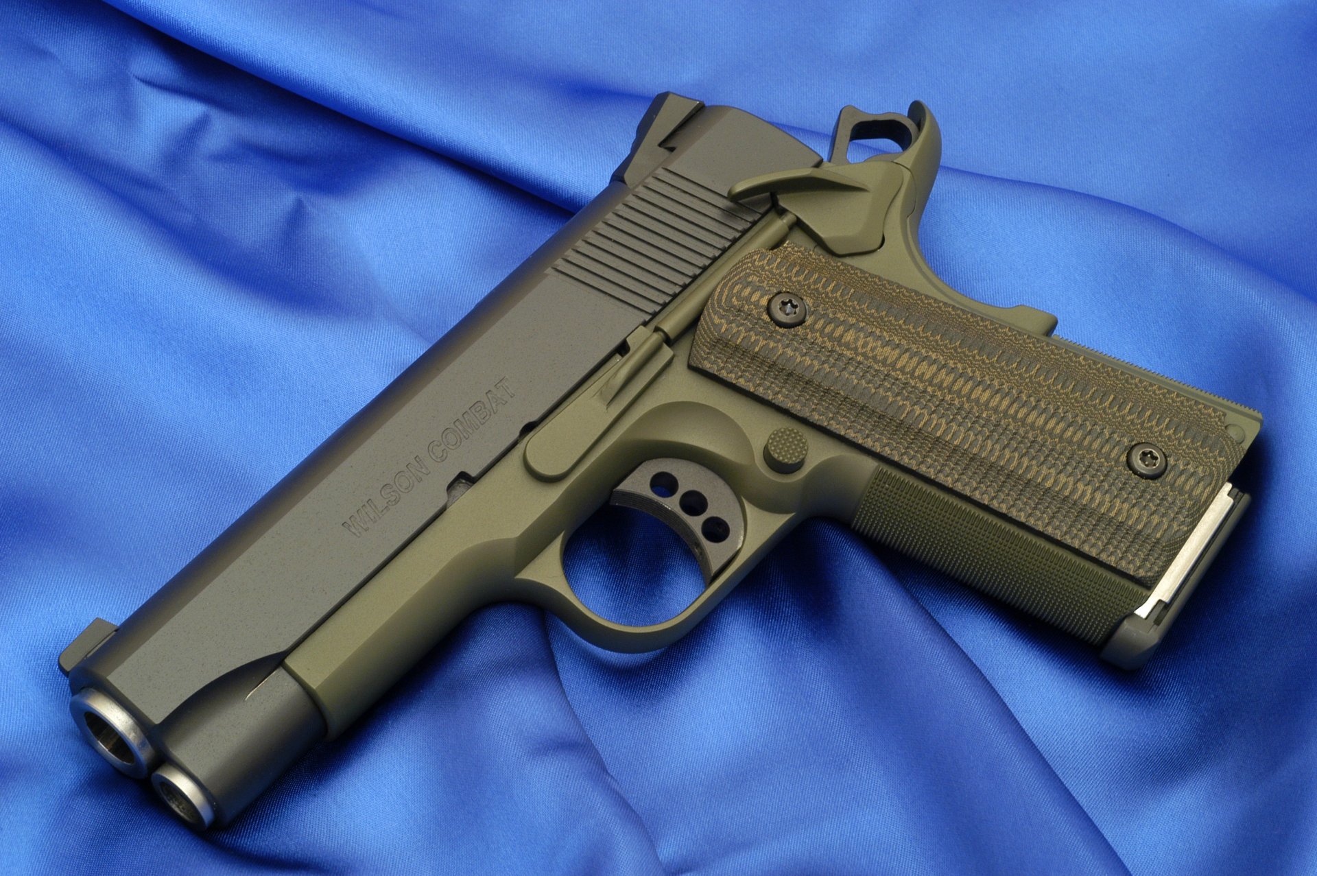 hd donkey m1911 pistol weapon wallpaper colt