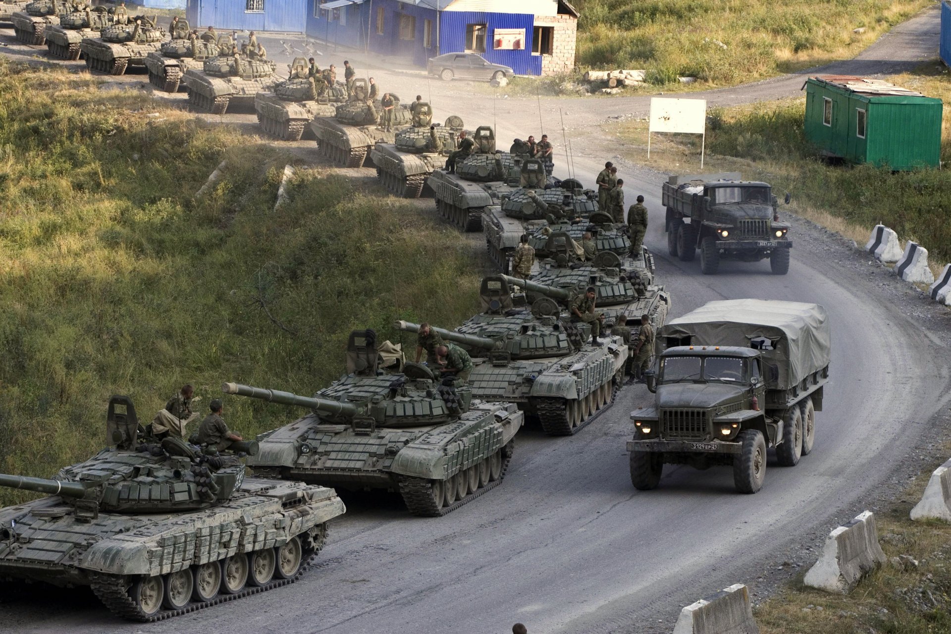 tanks column of tanks t-72 the caucasus war trucks road