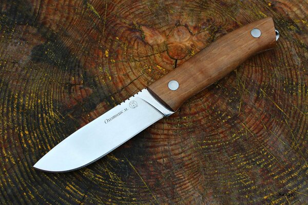 Coltello da caccia in legno naturale