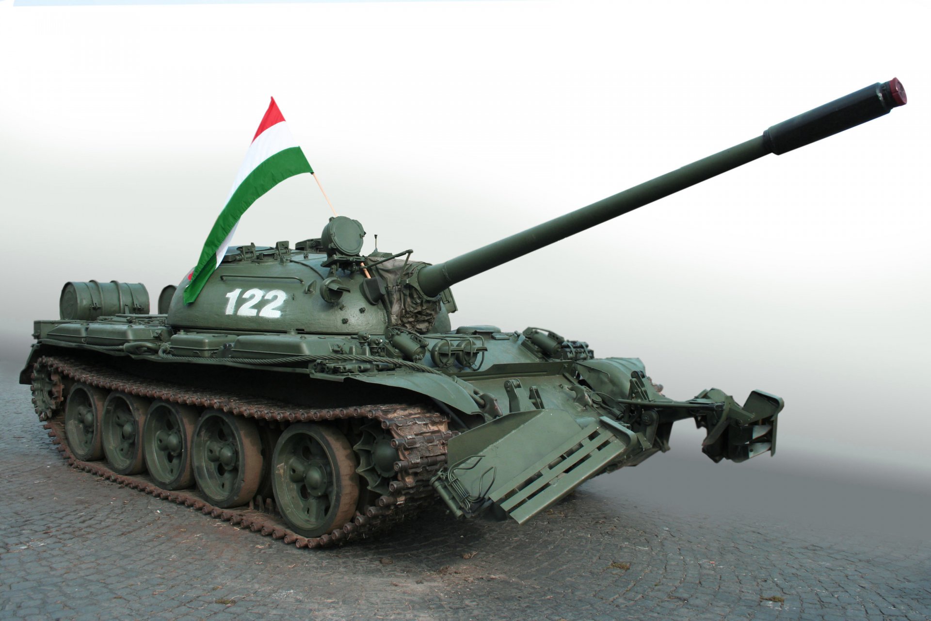 t-54 carro armato bandiera verde