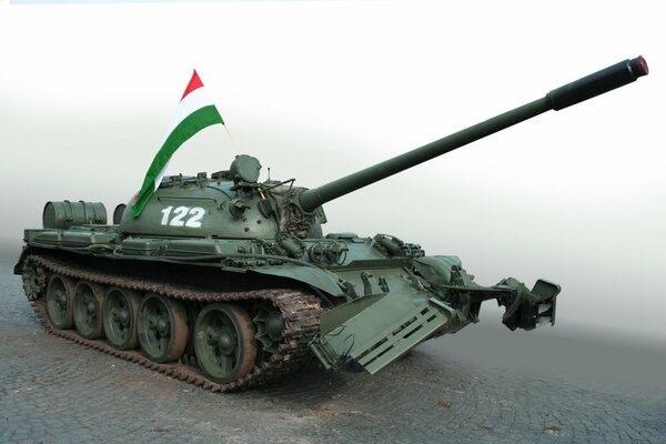 Green tank. Colored flag