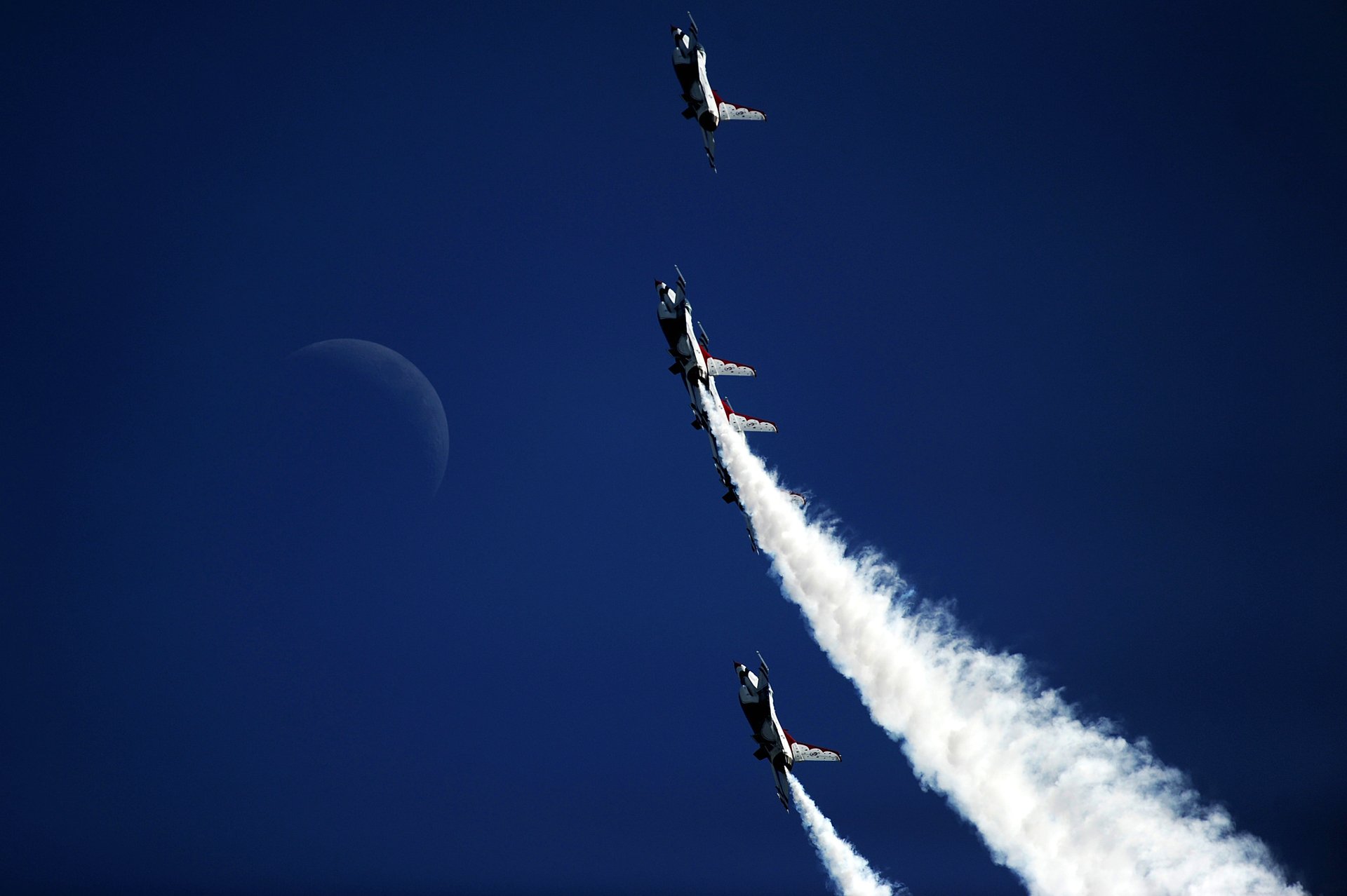 cielo luna aereo volo sentiero