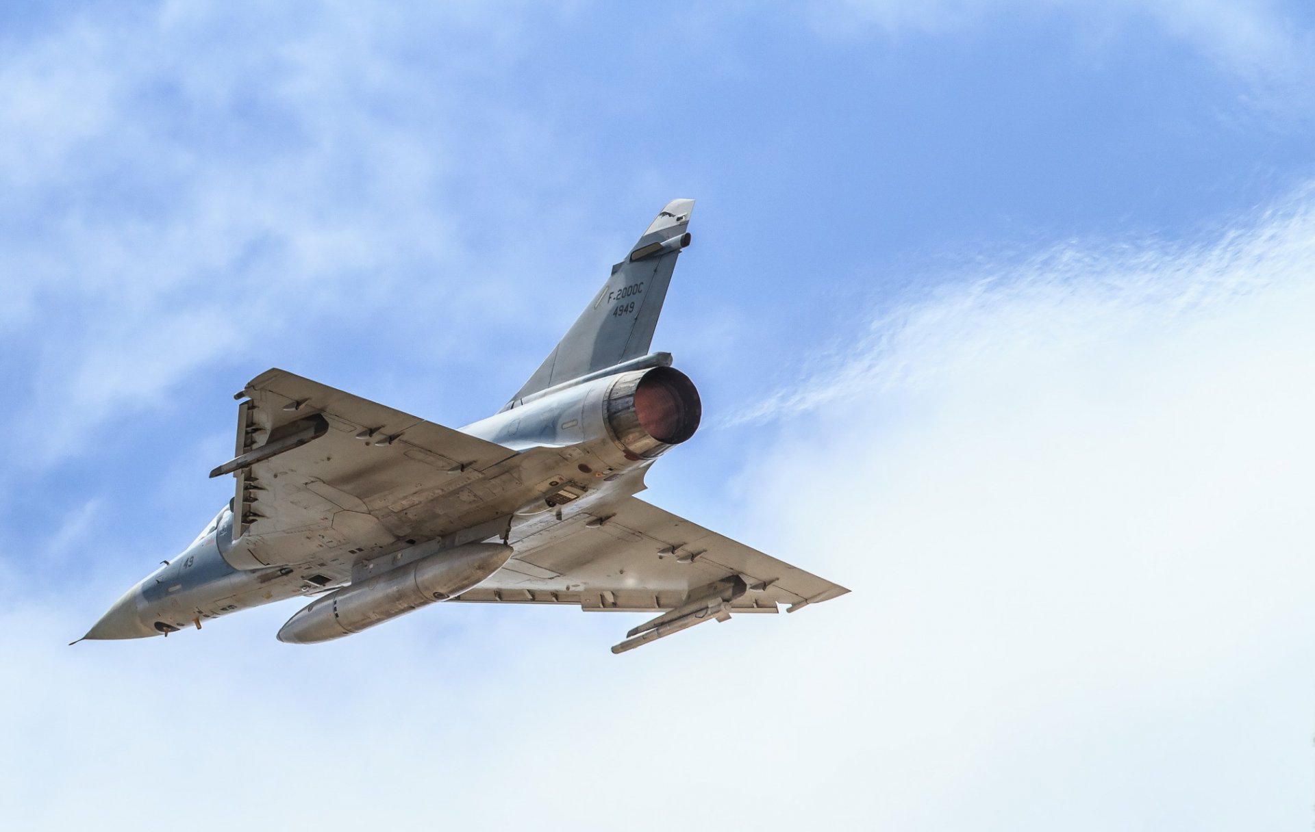 mirage 2000 samolot broń