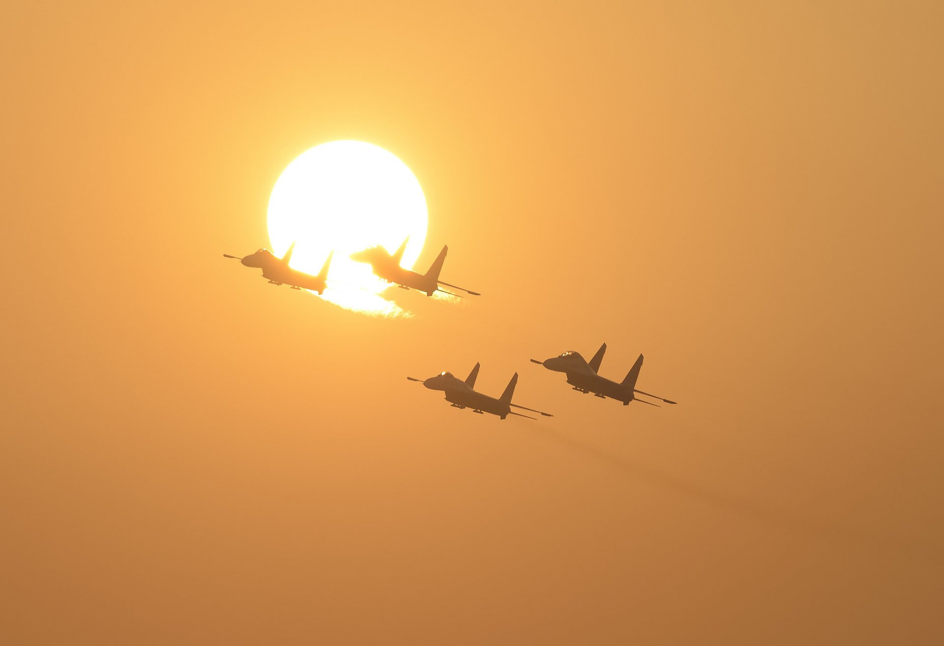 su-27 avions de chasse vol soleil